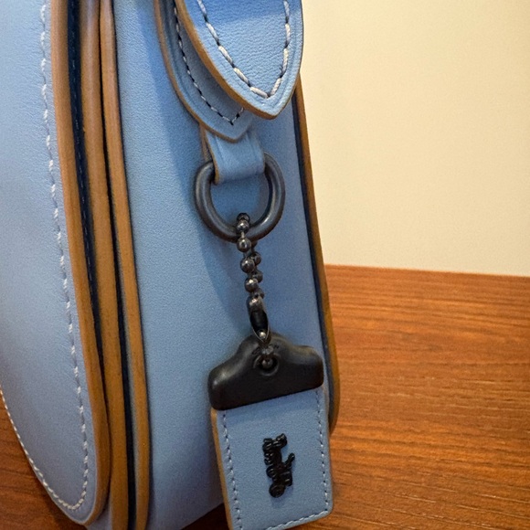 Coach 1941 Saddle Bag 23 in cornflower blue - Picture 8 of 14